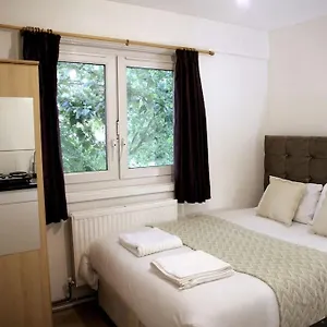 Ensuite With Kitchen Stunning Double-bed In Zone 2 Apartamento