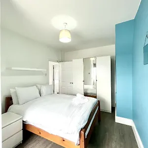 Modern 2 Bed Flat Close To Shoreditch / Free Wi-fi Apartamento